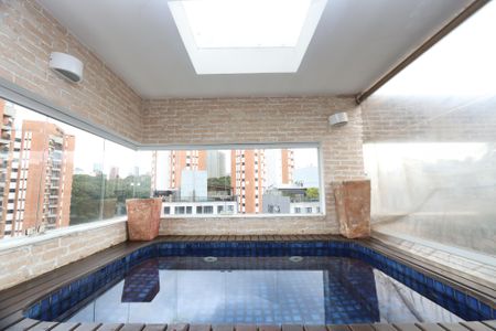 Apartamento à venda com 300m², 4 quartos e 4 vagasSala/Piscina