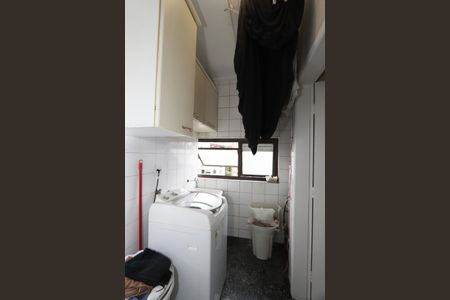 Apartamento à venda com 300m², 4 quartos e 4 vagasLavanderia