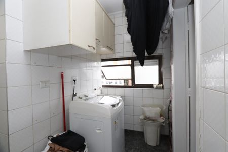Apartamento à venda com 300m², 4 quartos e 4 vagasLavanderia