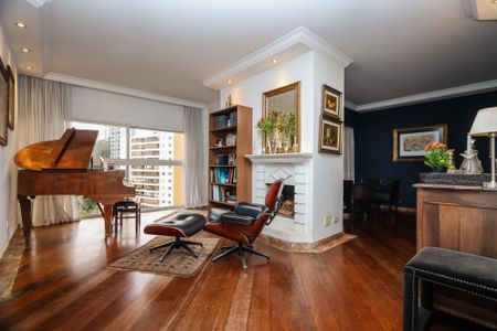 Sala de apartamento à venda com 4 quartos, 300m² em Vila Suzana, São Paulo