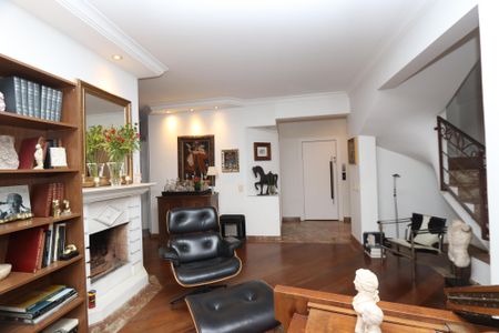 Apartamento à venda com 300m², 4 quartos e 4 vagasSala