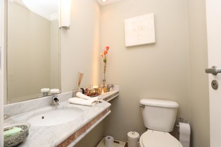 Apartamento à venda com 300m², 4 quartos e 4 vagasLavabo