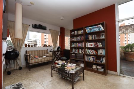 Apartamento à venda com 300m², 4 quartos e 4 vagasSala da Piscina