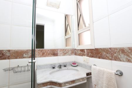 Apartamento à venda com 300m², 4 quartos e 4 vagasBanheiro da Suite 3