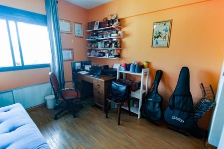 Apartamento à venda com 150m², 3 quartos e 3 vagasQuarto 2