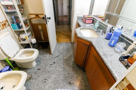 Apartamento à venda com 150m², 3 quartos e 3 vagasBanheiro da Suíte