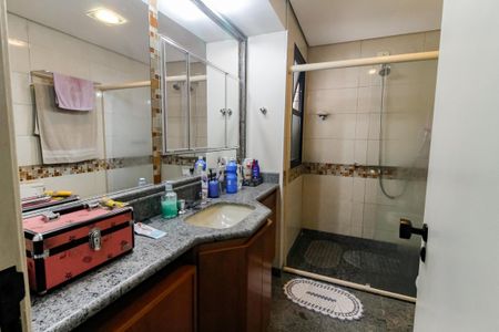 Apartamento à venda com 150m², 3 quartos e 3 vagasBanheiro da Suíte