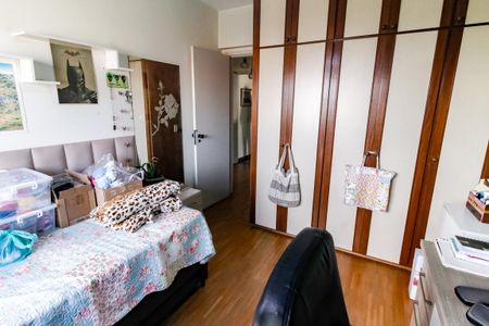Apartamento à venda com 150m², 3 quartos e 3 vagasQuarto 1