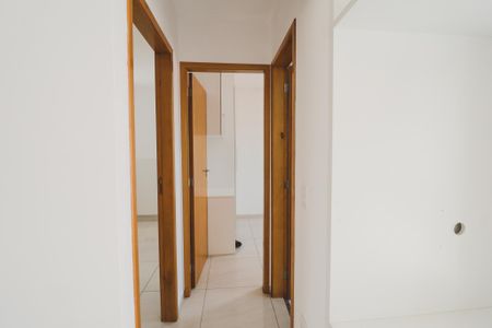 Corredor de apartamento para alugar com 2 quartos, 53m² em Vila Aurora (zona Norte), São Paulo