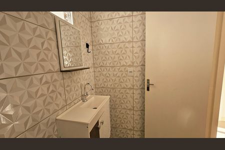 Banheiro social de apartamento para alugar com 2 quartos, 64m² em Vila Rami, Jundiaí