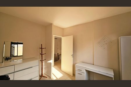 Apartamento para alugar com 64m², 2 quartos e 1 vaga Apartamento para alugar com 64m², 2 quartos e 1 vagaQuarto