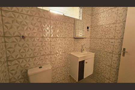 Apartamento para alugar com 64m², 2 quartos e 1 vaga Apartamento para alugar com 64m², 2 quartos e 1 vagaBanheiro social