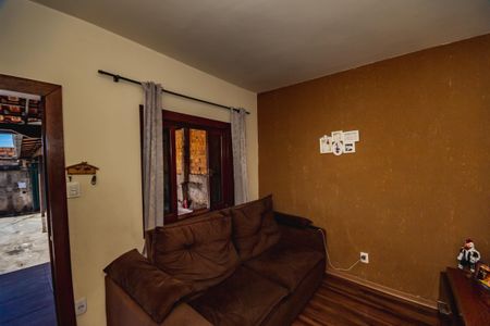 Casa à venda com 1 quarto, 88m² em Dom Silvério, Belo Horizonte