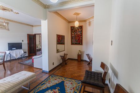 Sala 1 de apartamento à venda com 3 quartos, 150m² em Centro, Belo Horizonte