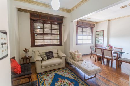 Sala 1 de apartamento à venda com 3 quartos, 150m² em Centro, Belo Horizonte