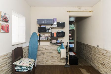 Casa à venda com 182m², 3 quartos e 2 vagas Casa à venda com 182m², 3 quartos e 2 vagasEdícula