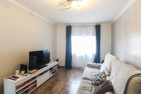 Casa à venda com 182m², 3 quartos e 2 vagas Casa à venda com 182m², 3 quartos e 2 vagasSala