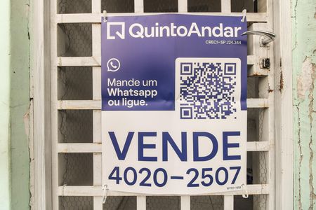 Casa à venda com 182m², 3 quartos e 2 vagas Casa à venda com 182m², 3 quartos e 2 vagasFachada - Placa WYNY-1658