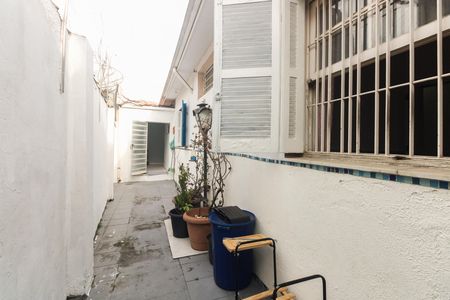Casa à venda com 182m², 3 quartos e 2 vagas Casa à venda com 182m², 3 quartos e 2 vagasQuintal