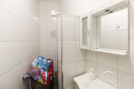 Casa à venda com 182m², 3 quartos e 2 vagas Casa à venda com 182m², 3 quartos e 2 vagasEdícula