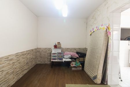 Casa à venda com 182m², 3 quartos e 2 vagas Casa à venda com 182m², 3 quartos e 2 vagasEdícula