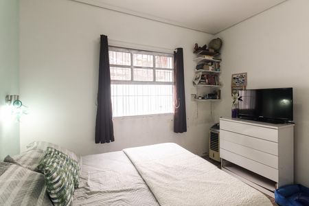 Casa à venda com 182m², 3 quartos e 2 vagas Casa à venda com 182m², 3 quartos e 2 vagasQuarto 1