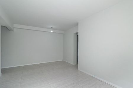 Sala de apartamento para alugar com 3 quartos, 70m² em Jardim Carvalho, Porto Alegre