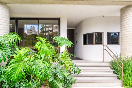 Apartamento para alugar com 120m², 2 quartos e 2 vagas Apartamento para alugar com 120m², 2 quartos e 2 vagasÁrea comum