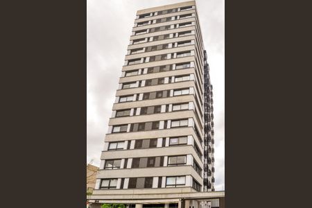 Apartamento para alugar com 120m², 2 quartos e 2 vagas Apartamento para alugar com 120m², 2 quartos e 2 vagasFachada