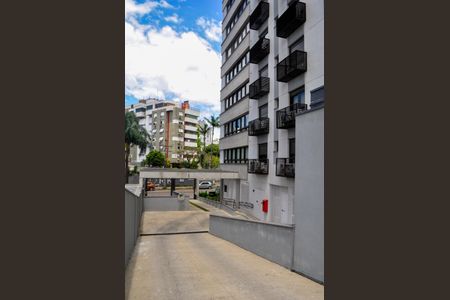 Apartamento para alugar com 120m², 2 quartos e 2 vagas Apartamento para alugar com 120m², 2 quartos e 2 vagasÁrea comum