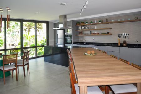 Apartamento para alugar com 120m², 2 quartos e 2 vagas Apartamento para alugar com 120m², 2 quartos e 2 vagasÁrea comum