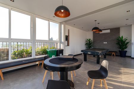 Apartamento à venda com 65m², 2 quartos e 1 vagaSala de Jogos