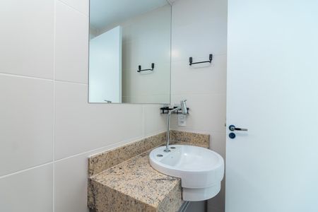 Apartamento à venda com 65m², 2 quartos e 1 vaga Apartamento à venda com 65m², 2 quartos e 1 vagaBanheiro da Suíte