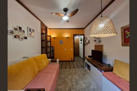 Sala de apartamento para alugar com 2 quartos, 68m² em Laranjeiras, Rio de Janeiro