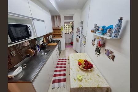 Apartamento para alugar com 68m², 2 quartos e sem vaga Apartamento para alugar com 68m², 2 quartos e sem vagaCozinha