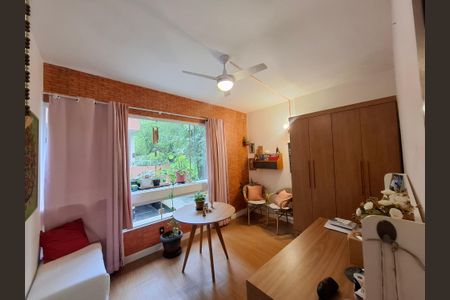 Quarto 2 de apartamento para alugar com 2 quartos, 68m² em Laranjeiras, Rio de Janeiro