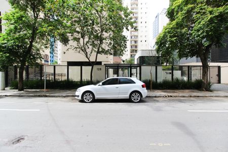 Apartamento para alugar com 128m², 3 quartos e 2 vagasFachada