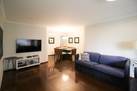 Sala de apartamento para alugar com 3 quartos, 128m² em Vila Olímpia, São Paulo
