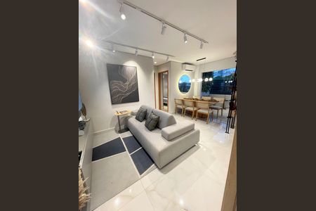 Sala de apartamento à venda com 2 quartos, 58m² em Cabral, Contagem