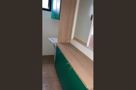 Apartamento à venda com 86m², 2 quartos e 2 vagas Apartamento à venda com 86m², 2 quartos e 2 vagasCozinha e Área de Serviço