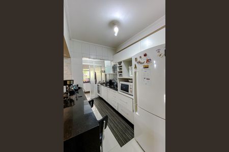 Apartamento à venda com 85m², 3 quartos e 2 vagasCozinha