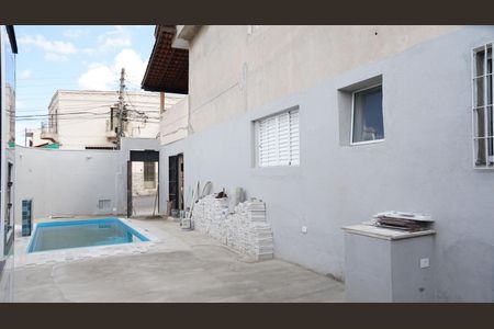 Casa à venda com 230m², 3 quartos e 2 vagasArea externa Piscina