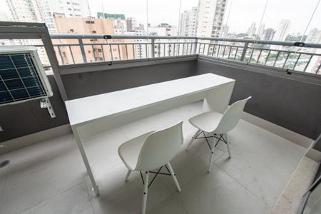 Studio para alugar com 30m², 1 quarto e sem vagaVaranda