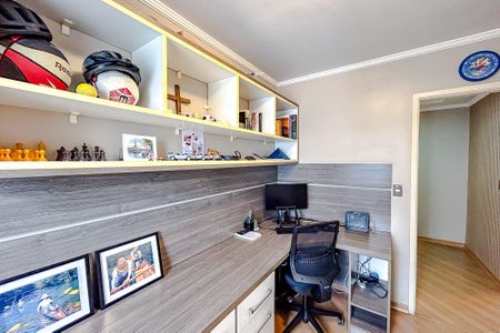 Apartamento à venda com 74m², 3 quartos e 2 vagasQuarto 2