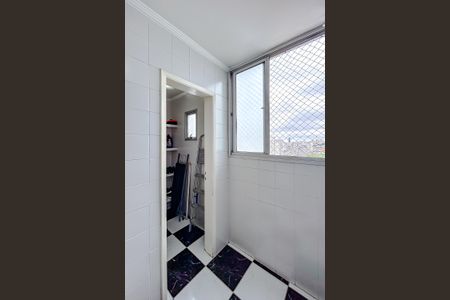 Apartamento à venda com 74m², 3 quartos e 2 vagasÁrea de Serviço