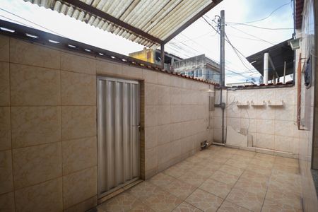 Casa para alugar com 80m², 1 quarto e sem vagaQuintal