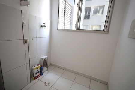 Apartamento para alugar com 59m², 2 quartos e 1 vaga Apartamento para alugar com 59m², 2 quartos e 1 vagaCozinha e Área de Serviço