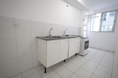Apartamento para alugar com 59m², 2 quartos e 1 vaga Apartamento para alugar com 59m², 2 quartos e 1 vagaCozinha e Área de Serviço
