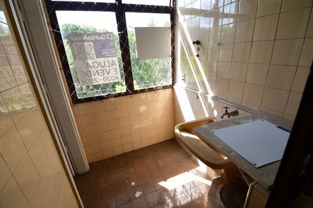 Apartamento para alugar com 72m², 2 quartos e 1 vagaÁrea de Serviço