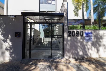 Apartamento para alugar com 72m², 2 quartos e 1 vaga Apartamento para alugar com 72m², 2 quartos e 1 vagaFachada